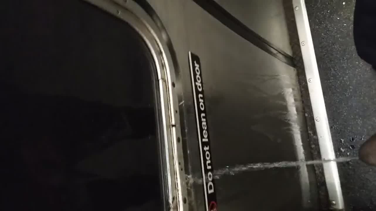 sooooo who's trynna get some of this NYC dick I piss everywhere I don't care : video clip