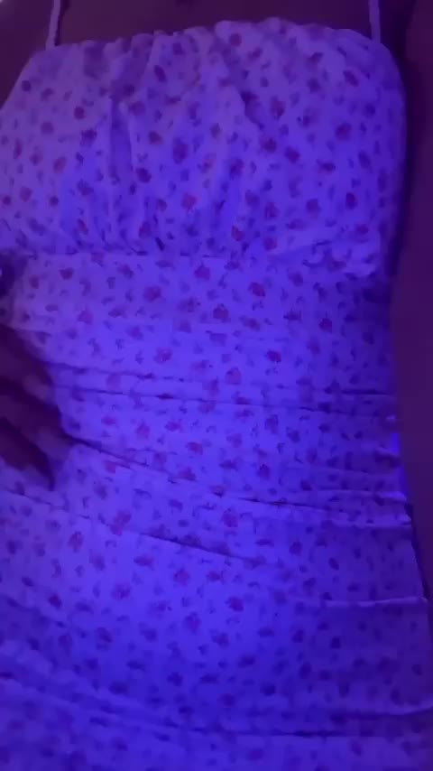 18 yo old and a bit chubby + still looking for someone who appreciates my boobs : video clip