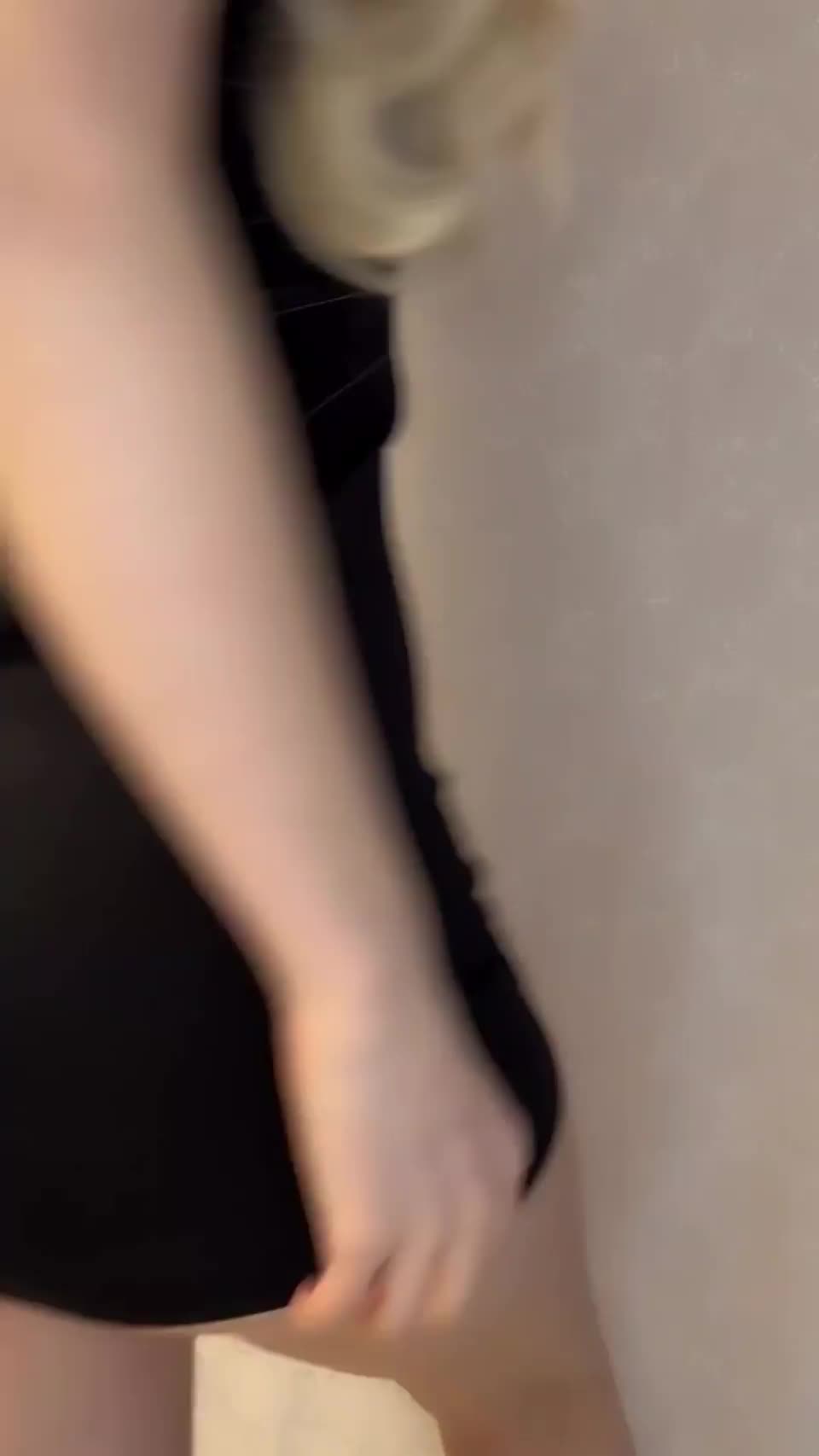 I want a naughty daddy : video clip
