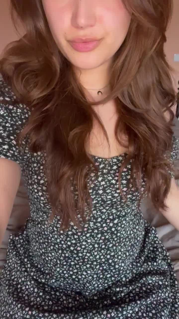 5'2 19 yo asain slut at your service : video clip