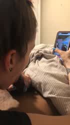 Giving BJ while swiping on tinder : video clip