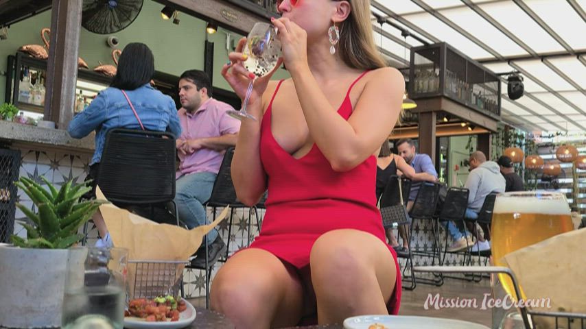 sneaking in some fun views, only for the one sitting across from me [gif] : video clip