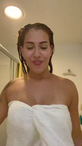 Make me company for a shower? I can make it up to you with bouncing boobs! : video clip