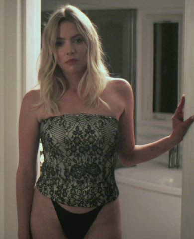 Ashley Benson in Private Property (2022): Longing : video clip