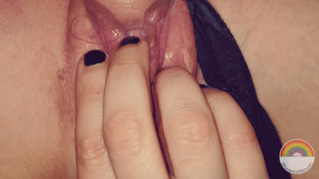 My pussy is wet... : video clip