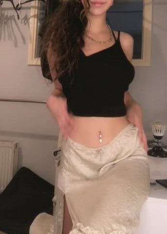 do you like the outfit I wore to class today? [18F] : video clip