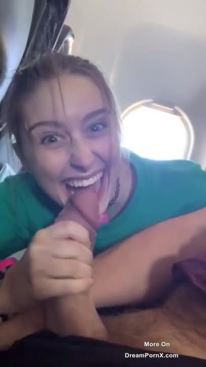 Pretty teen sucks a big cock on a public plane in front of everybody : video clip