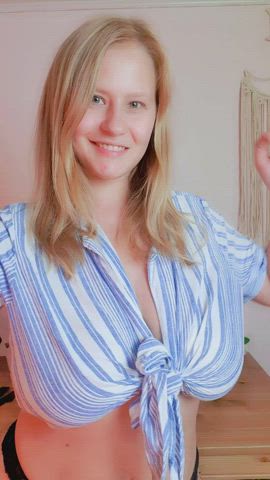 This is one of my favorite blouses for summer, but I don't walk around in it too much - because you know. Huge boobs. Heh : video clip