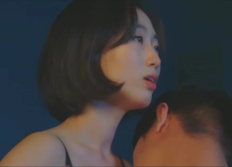 Lee Da-sol in 'Hit the Spot' : video clip