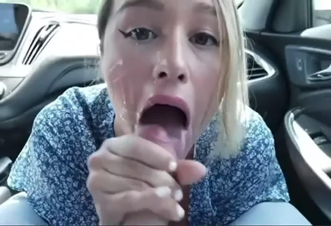 Huge facial in the car : video clip