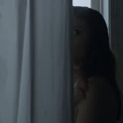 Kate Mara in the Shower, HOUSE OF CARDS : video clip