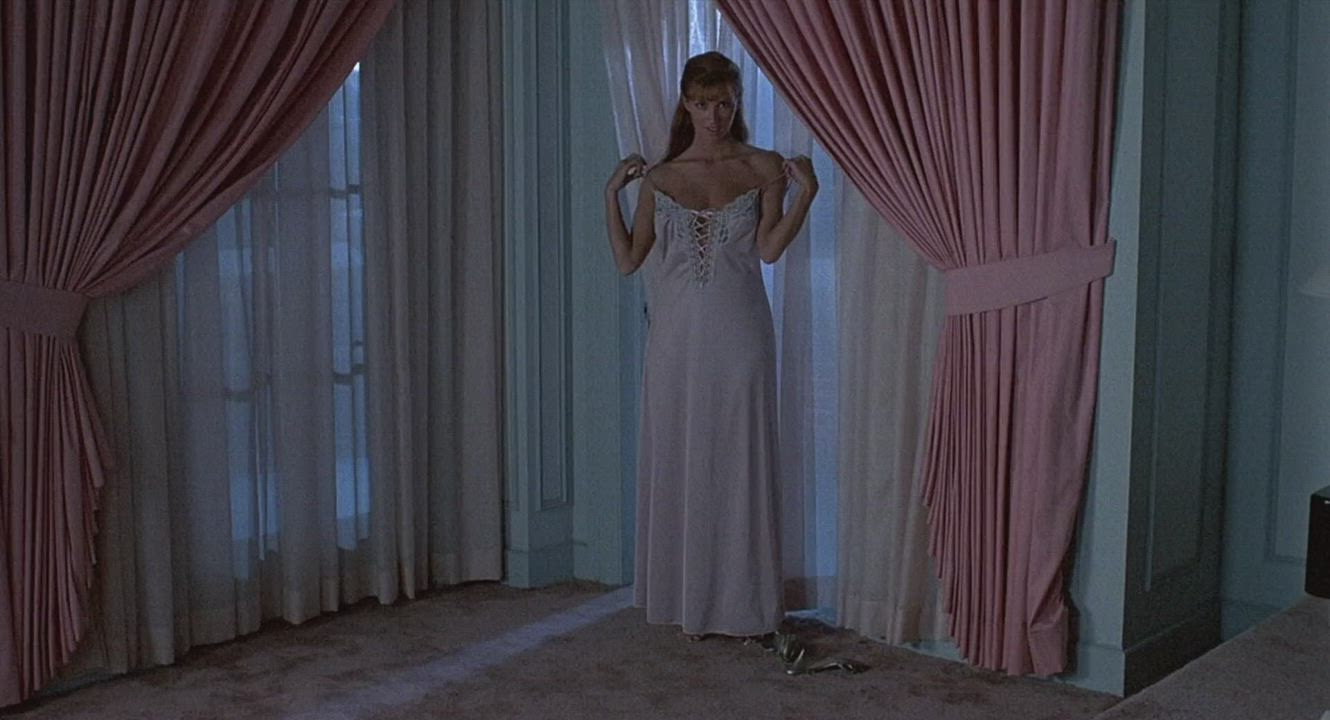 Monique Gabrielle - Bachelor Party (1984) : video clip