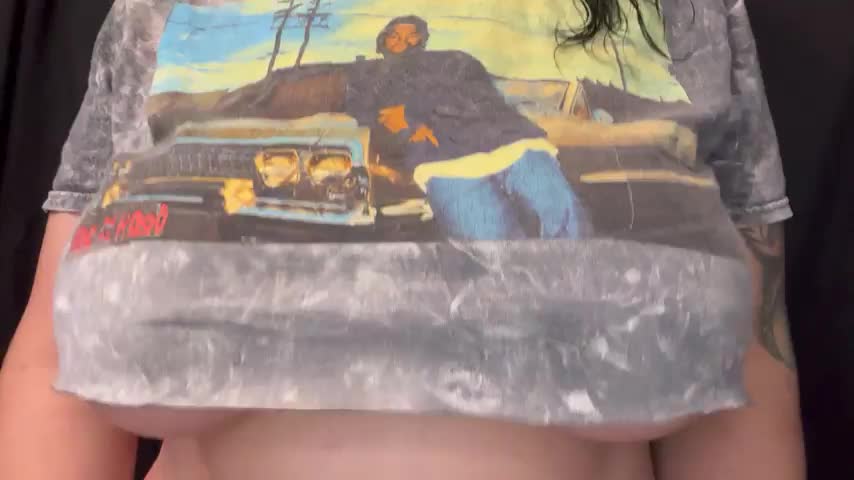 Under boobs are underrated : video clip
