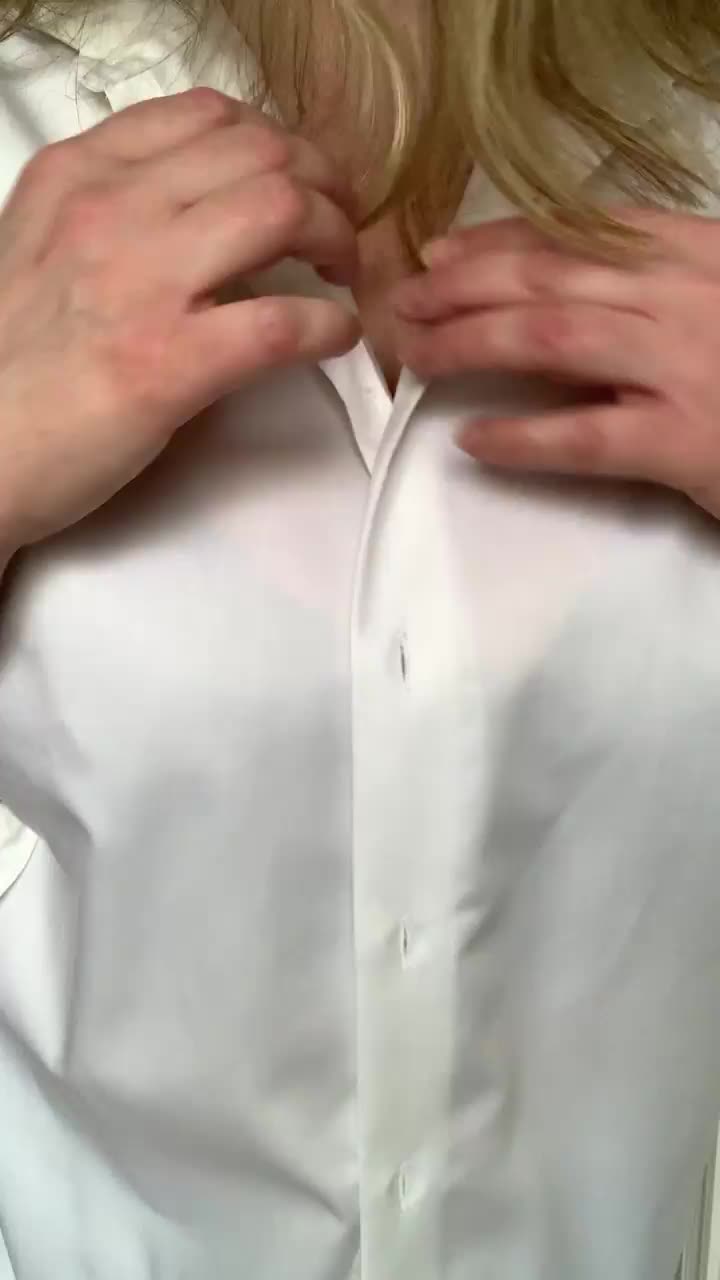 Hold on, let me show you something real quick! : video clip