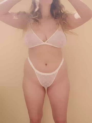 This sheer lingerie can't contain my curves : video clip