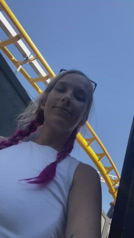Took a break from Roller Coasters for a different kinda thrill! 🎢 [GIF] : video clip