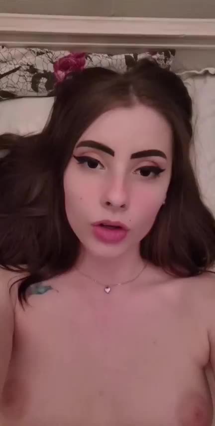 Would you cum to my nudes if i sent you some? 💕 : video clip