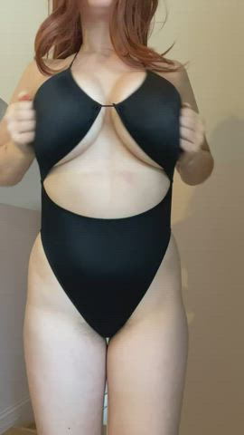Testing my new swimsuit : video clip