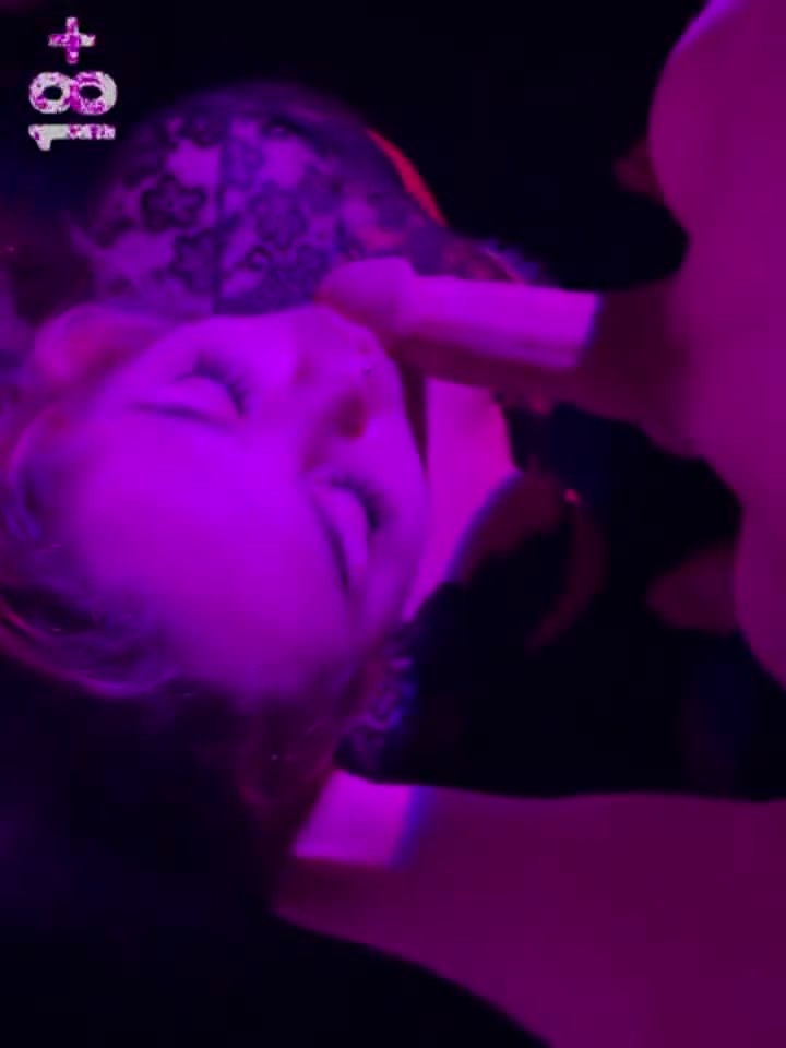 Amazing wife blowjob🤤 there is a longer version of the video for anyone interested : video clip