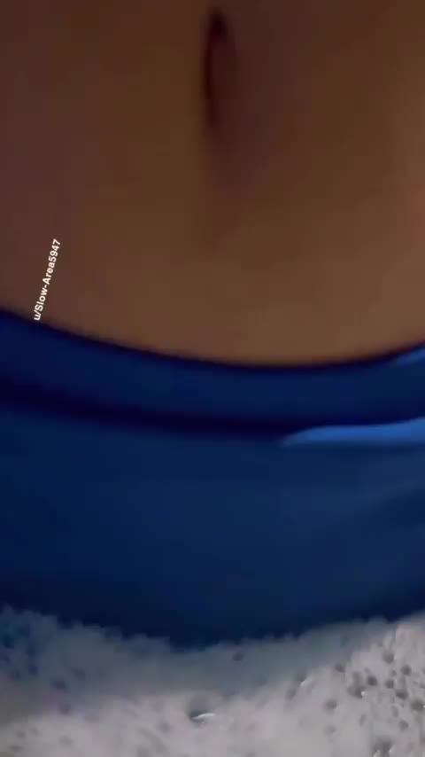 Wanna come back to my room ? 😇 : video clip