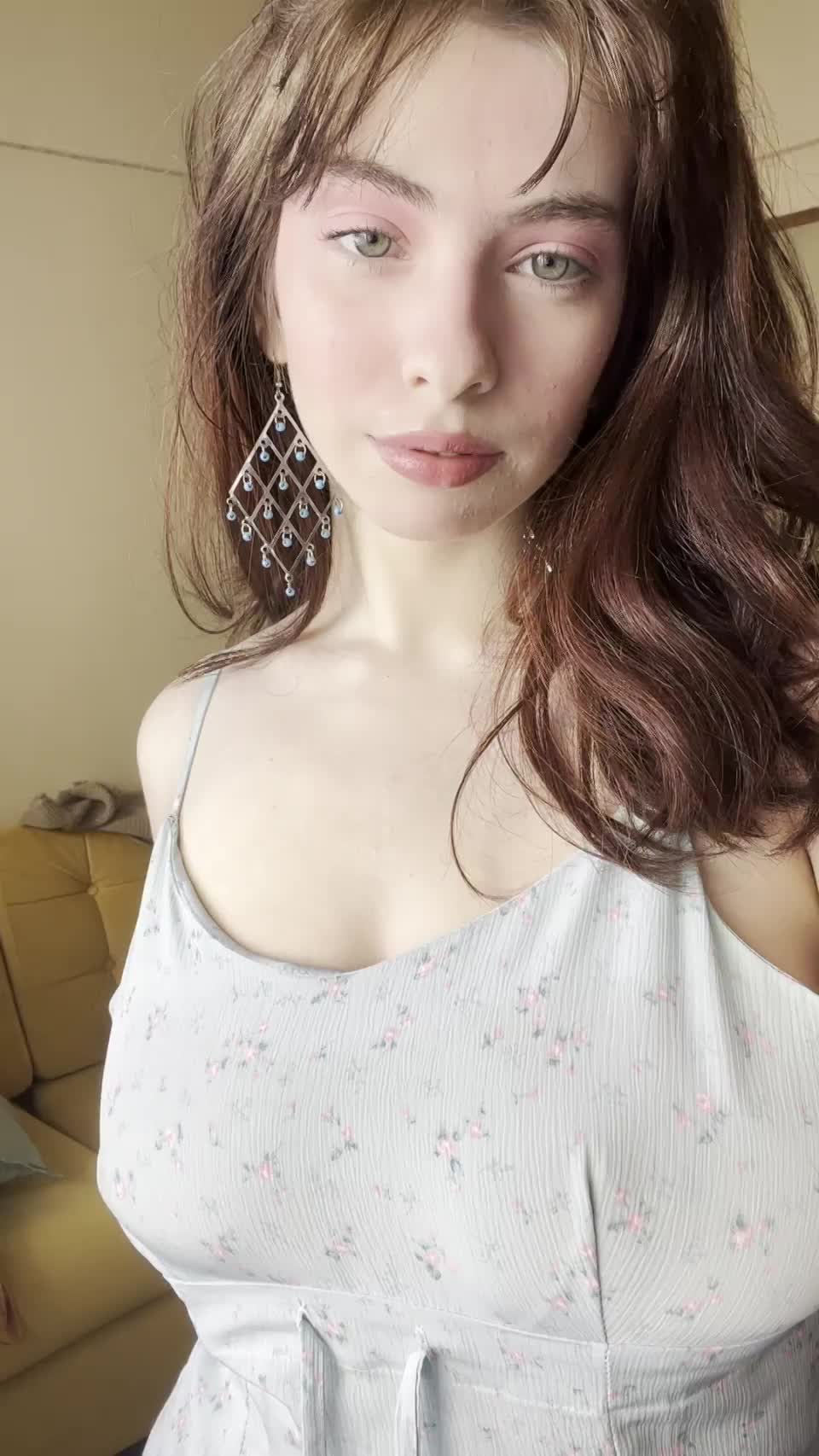 I went out to lunch with nothing under my sundress : video clip
