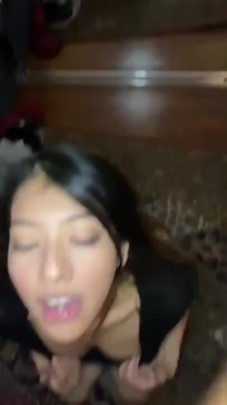 Big Facial for Hot Latina : video clip