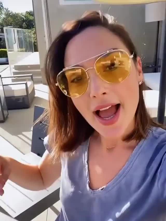 “Alright boys who’s gonna give me some cum” Gal Gadot : video clip