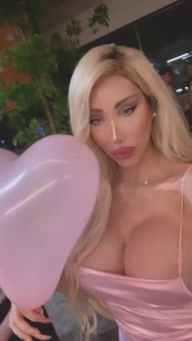 I love my balloons : video clip