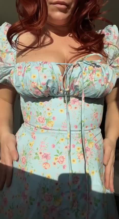 Big milkmaid tits : video clip