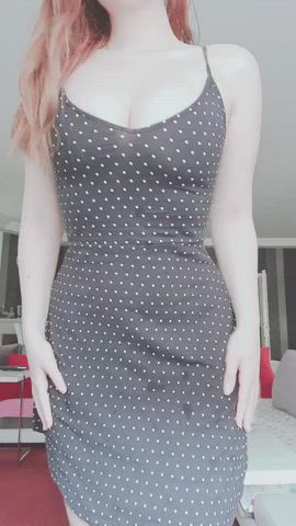 Would you lift my cute dress up and have a qucikie with me? (oc) : video clip
