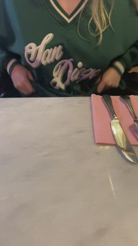Restaurants are more fun with my tits out [gif] : video clip