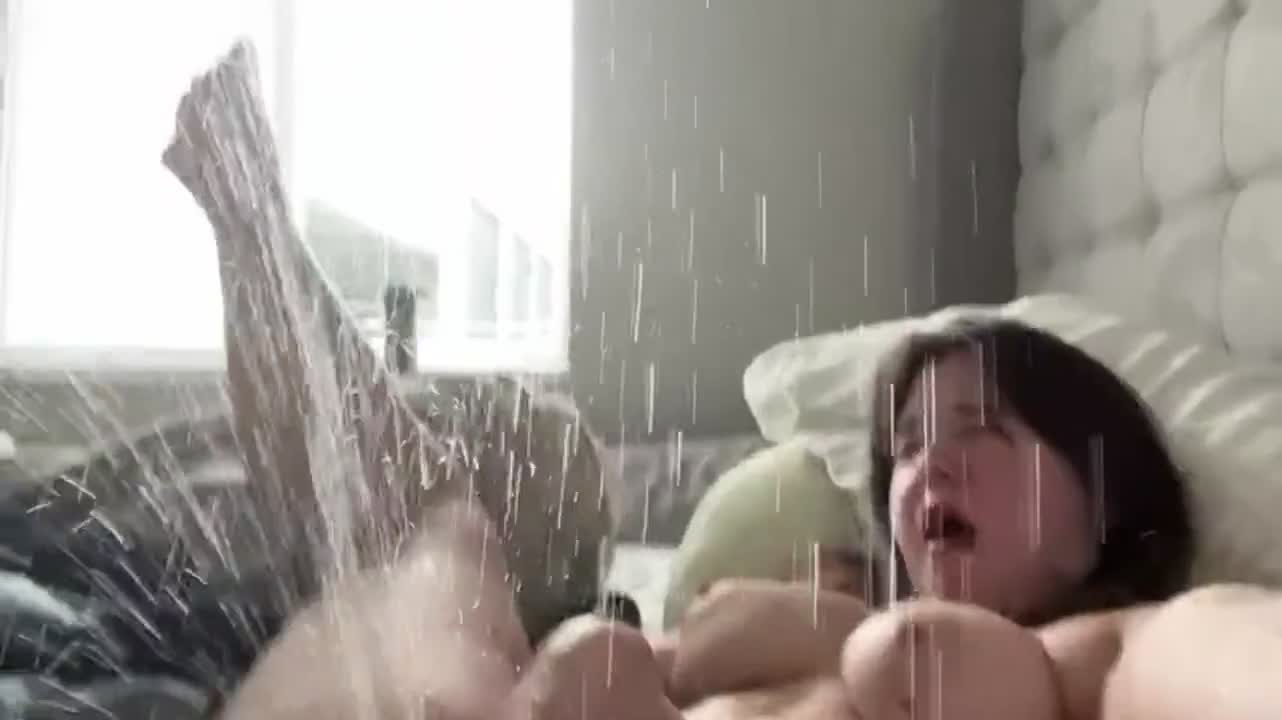 I got a surprise rainshower : video clip