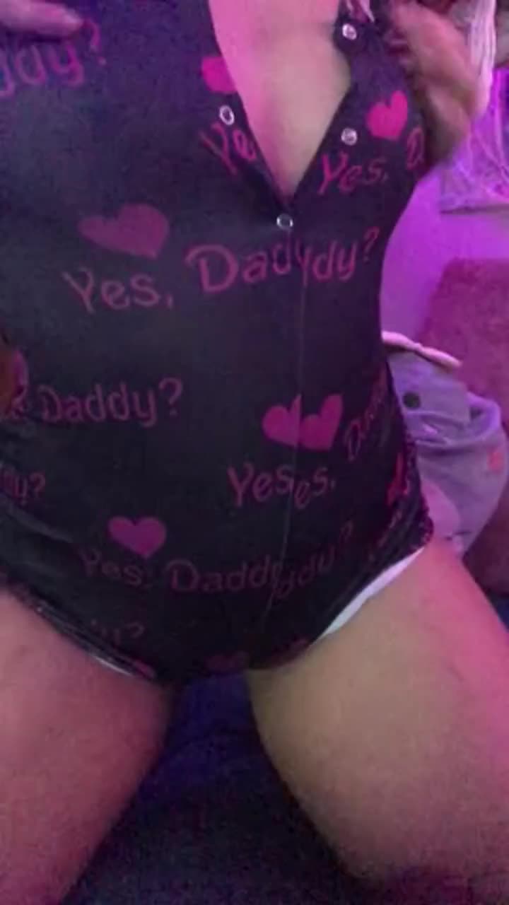 Need you to help me grow up even more daddy;) : video clip