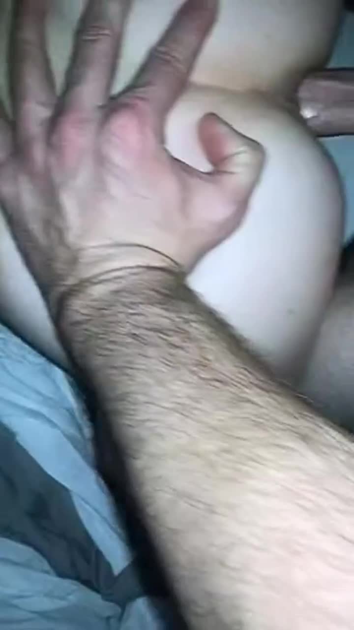 Hubby’s friend unloading in my ass : video clip