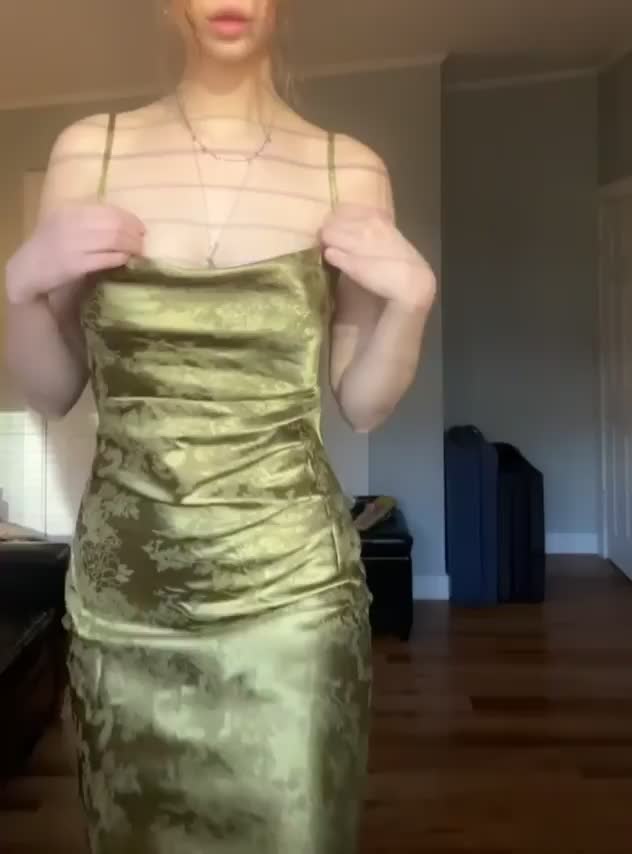 do you guys like my prom dress? : video clip