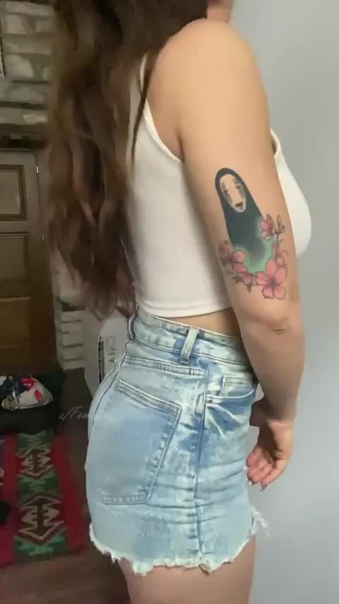 just dropping my naturals here : video clip