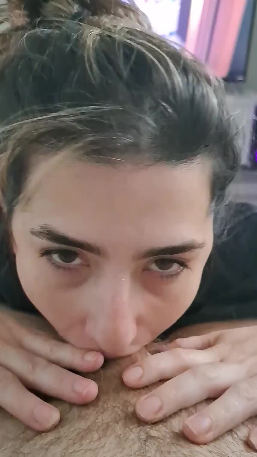 I love swallowing it whole : video clip