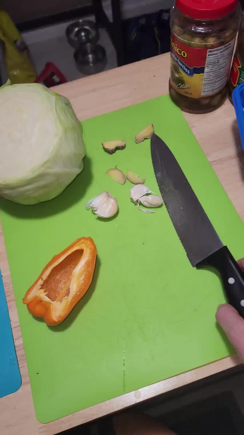 Making her dinner never feels like a chore ;) : video clip
