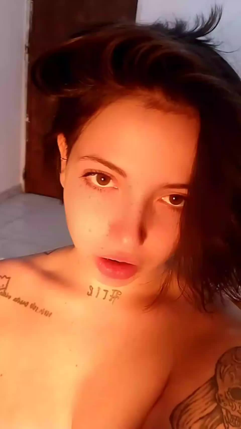 Glove for your dick : video clip