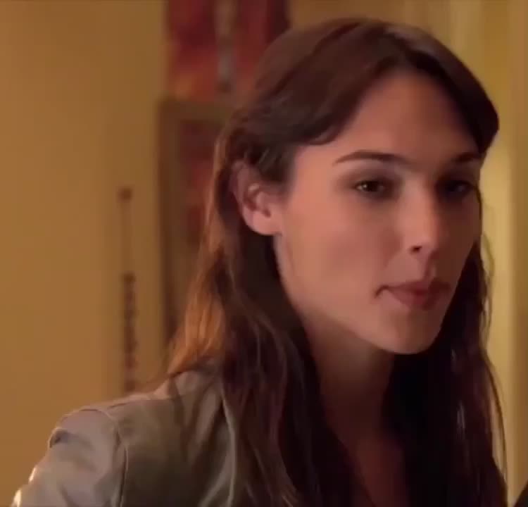 Gal Gadot when she notices the boner in your pants : video clip