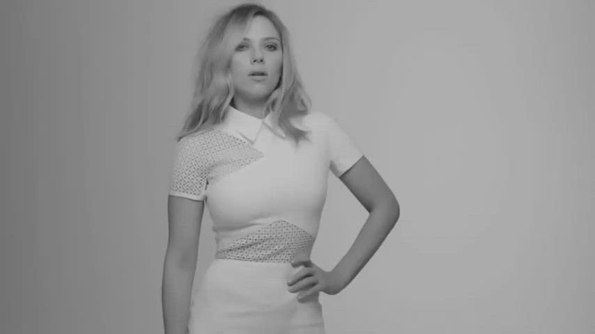 Scarlett Johansson for Elle Feb 2013 : video clip