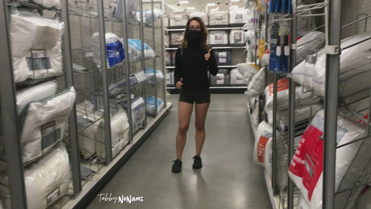 Tits out at Target! [gif] : video clip