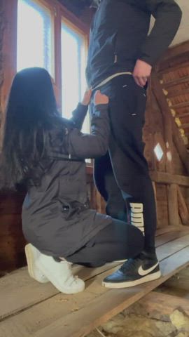 Found an old house and Felt the urge to go in and shove his dick down my throat : video clip