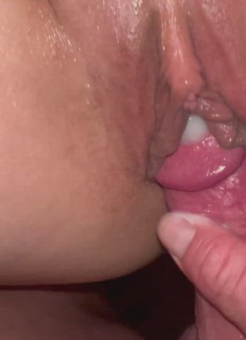 There is no better feeling than warm, creamy cum inside and outside my Squirty cunt : video clip