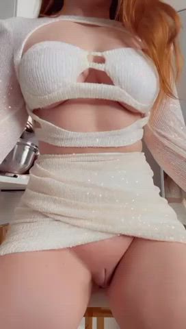 This fuckdoll was built for both men and women to enjoy, let’s have a threesome with your wife : video clip