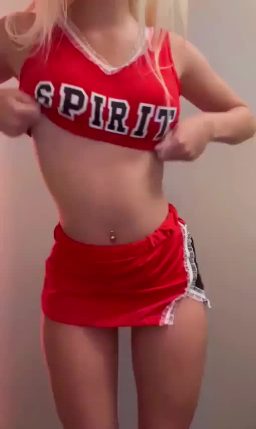 I hope daddy likes slutty cheerleaders ;) : video clip