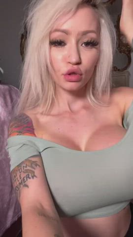 These tits would look better while bouncing on your cock : video clip