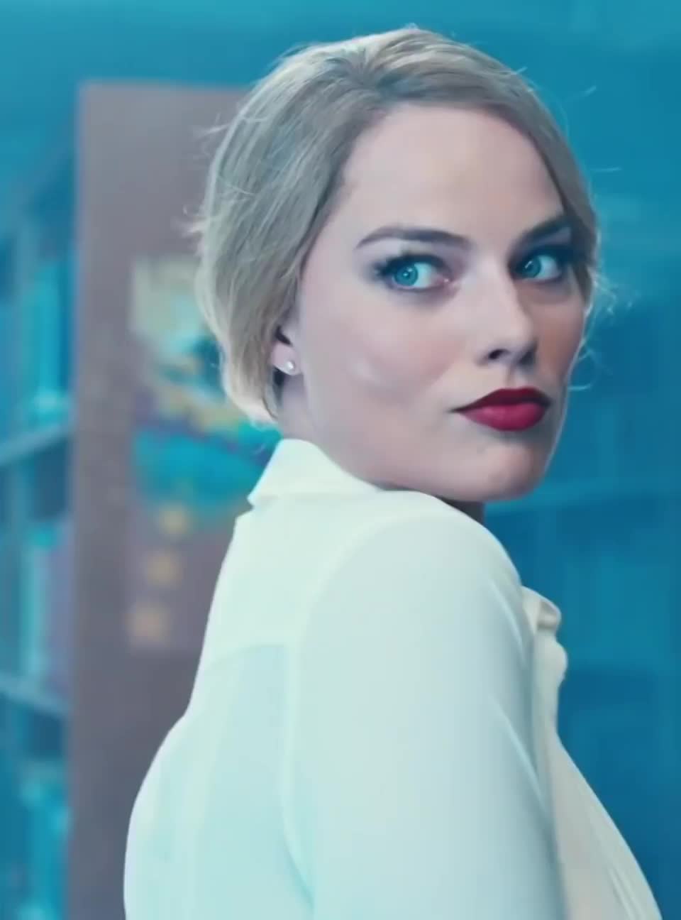 Margot Robbie [Saturday Night Live] : video clip