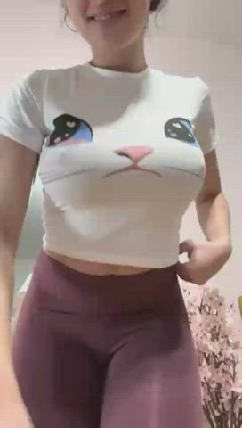 Pussycat - chubby cheeks : video clip