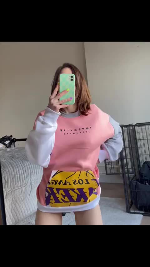 Trying to get naked for your evaluation : video clip